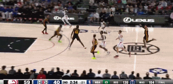 盖帽+1！得分+2！卡佩拉再帽哈登 回头勾手打进老鹰领先20+