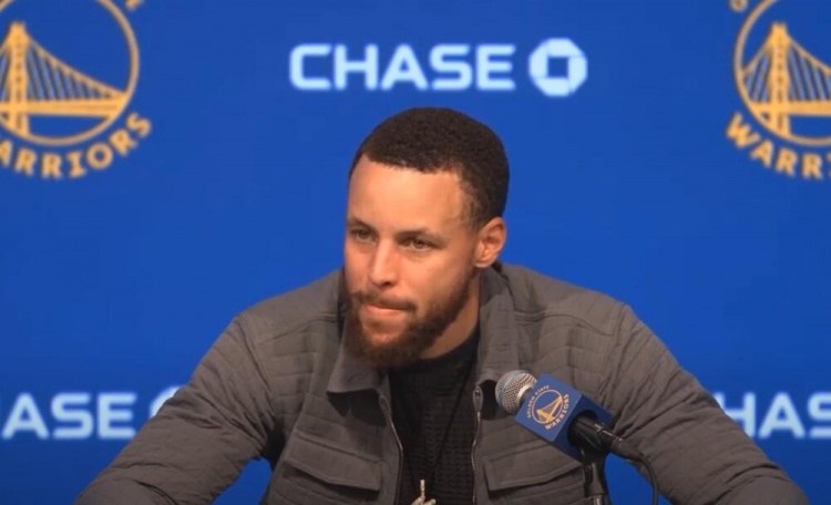 库里：TJD在替补带来了能量 他和保罗&克莱有着良好的默契