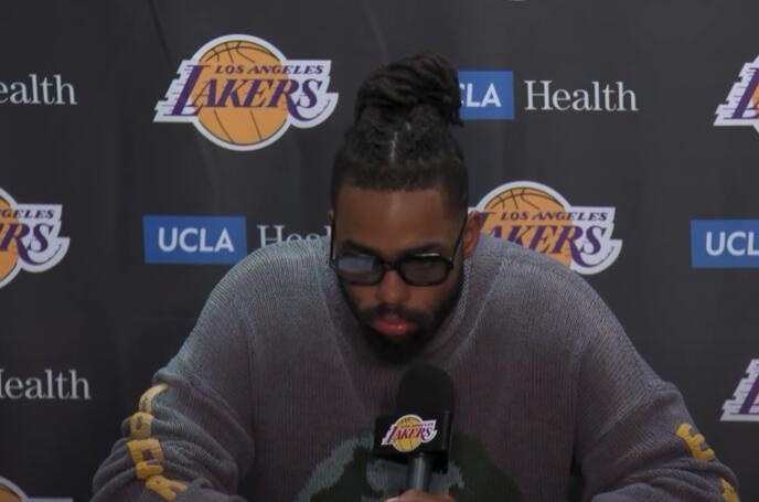 拉塞尔：丁威迪在这有个新角色 他有能力做我们要求的任何事情