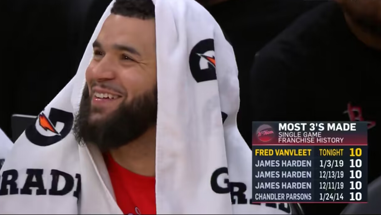 范乔丹10记三分平队史纪录️哈登3次做到 帕森斯半场10个