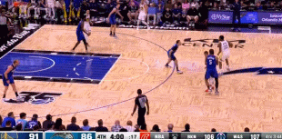 喝红牛了？维金斯高位单打强势突破2+1！