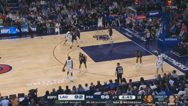 遮天蔽日！哈登过掉巴图姆 但后者追身钉板大帽！