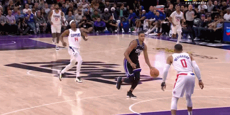 气势如虹！穆雷反击隔扣祖巴茨 国王已经领先快船14分