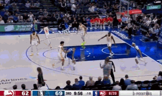 连番轰炸！加福德与小琼斯连续三次暴扣 将分差拉开至两位数！