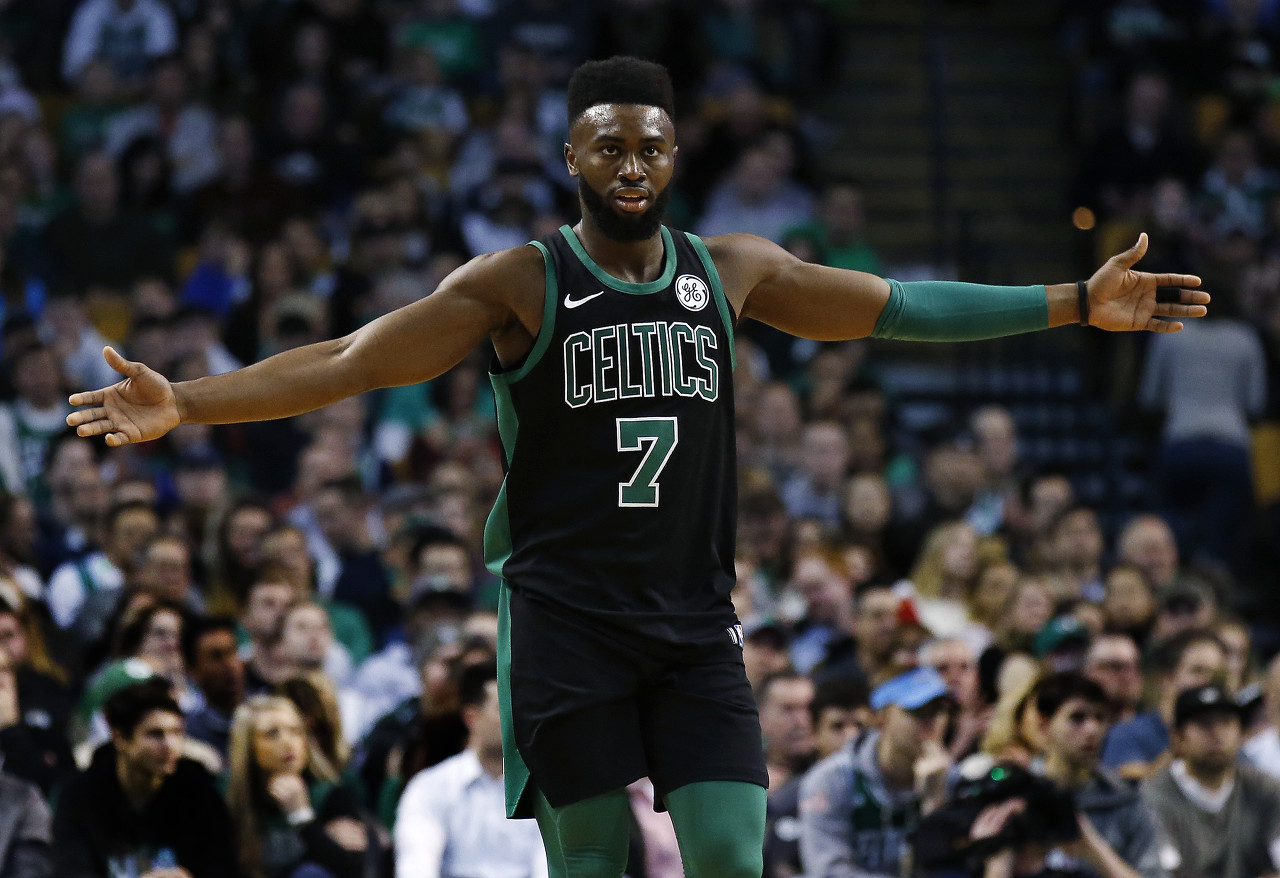 霍福德：不吹不黑 杰伦-布朗是本赛季最佳防守第一阵容成员