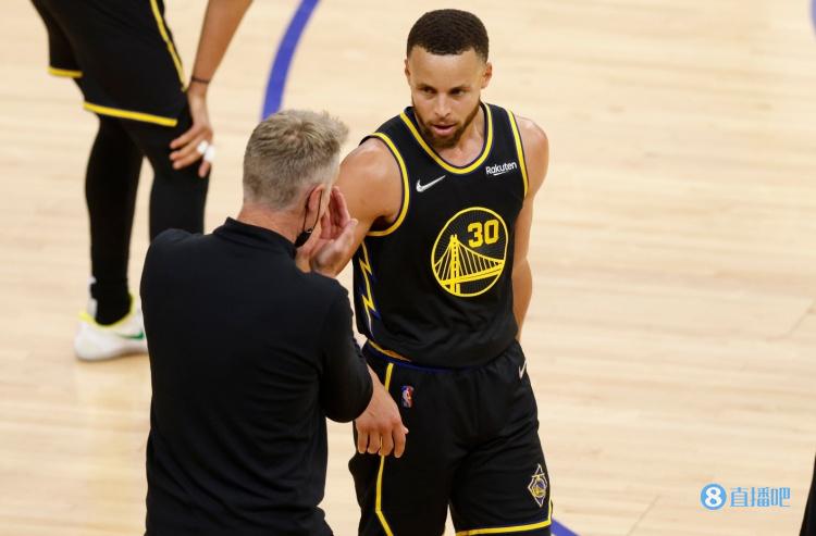 徐静雨怒喷科尔：全场下来库里只打了29分钟？这教练不是内鬼？