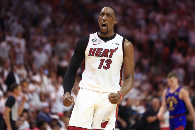 高效全面！阿德巴约26分钟12中9砍21分12板9助2断1帽 正负值+29