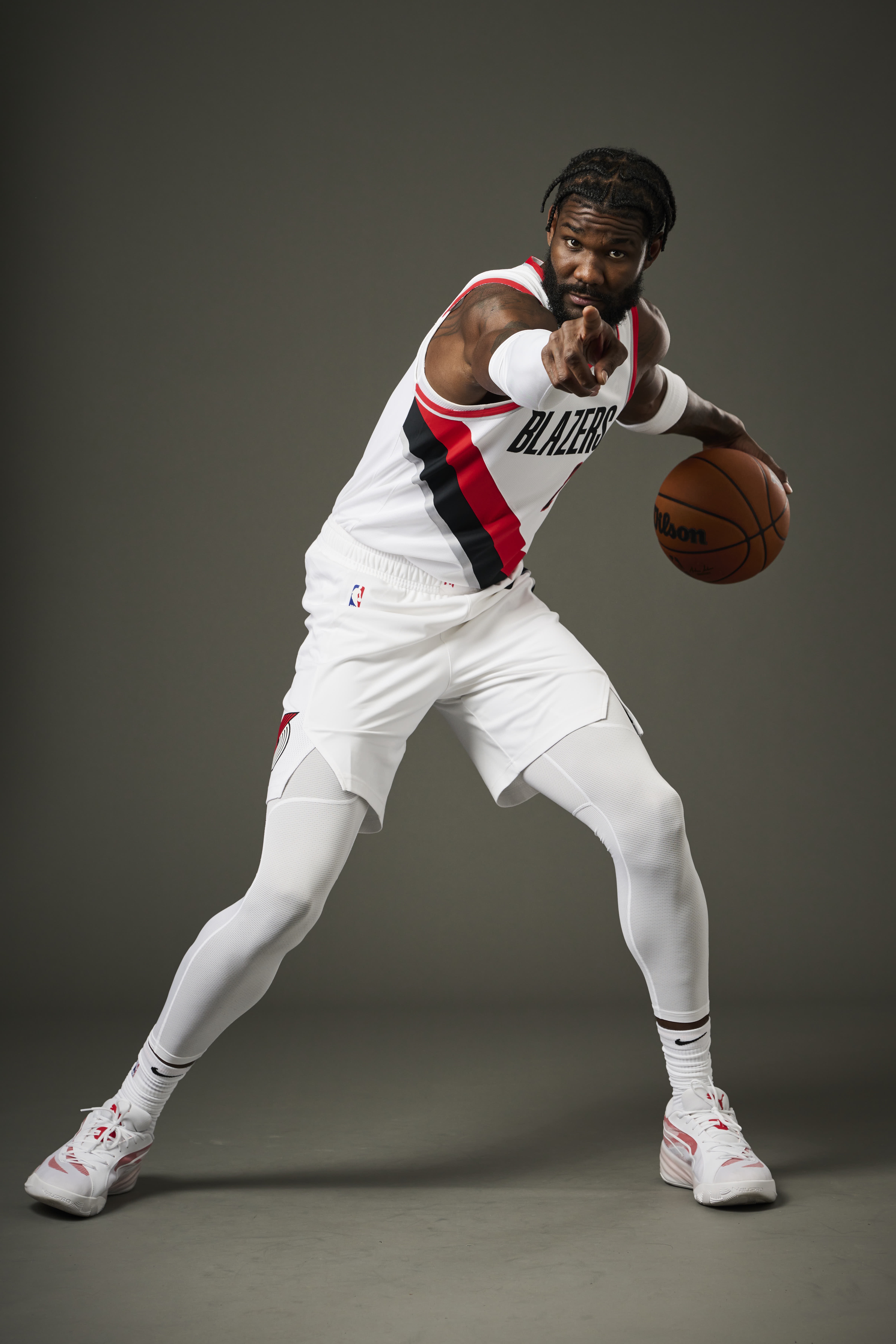 开拓者火箭各取所需 前者捏着勇士今年的首轮签！