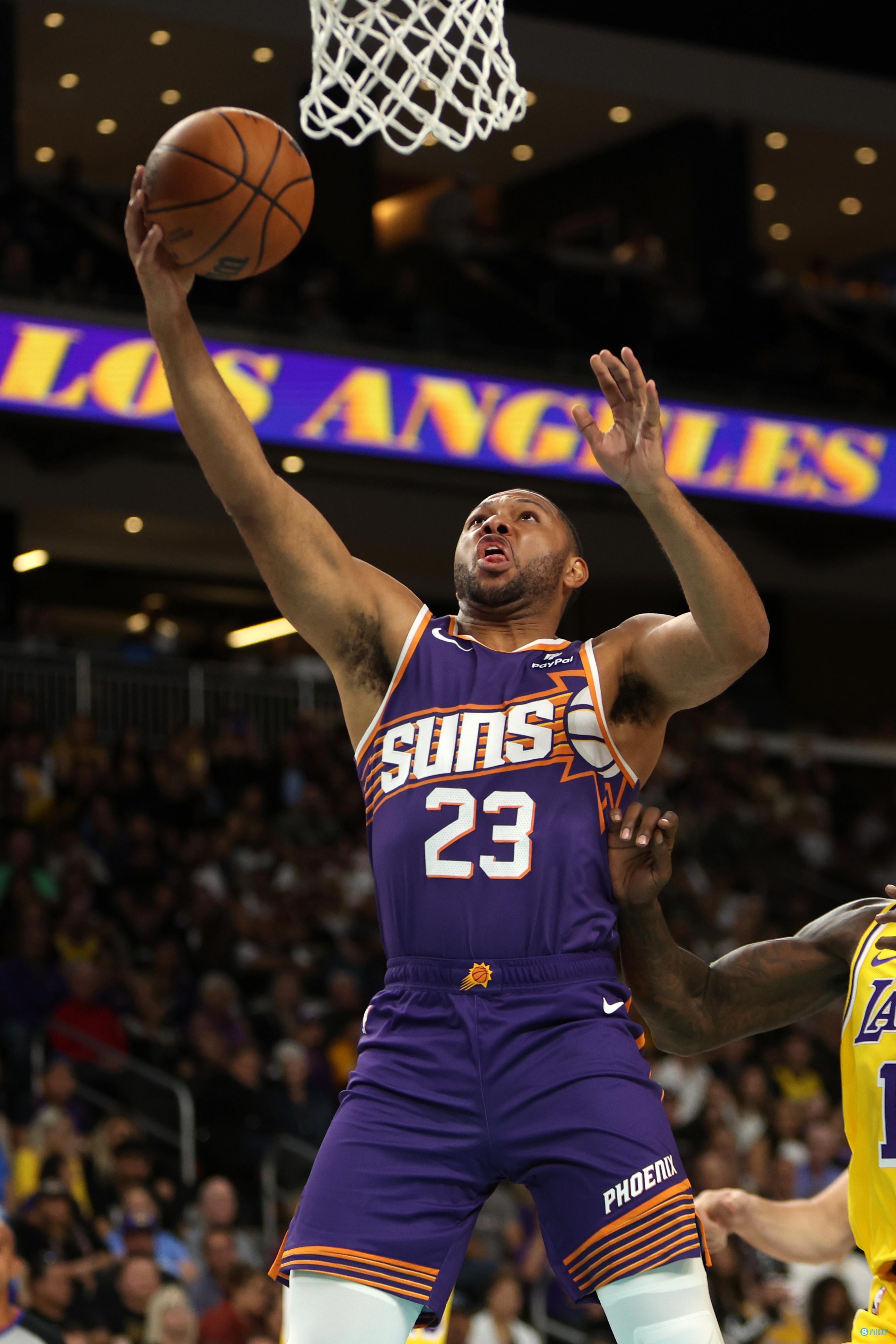 替补高效！戈登11中8拿21分5助&奥尼尔7中5得14分5板