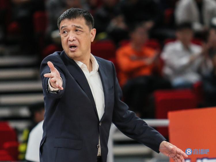 新京报：4战天津全胜位居前8 北控正在养成赢球习惯