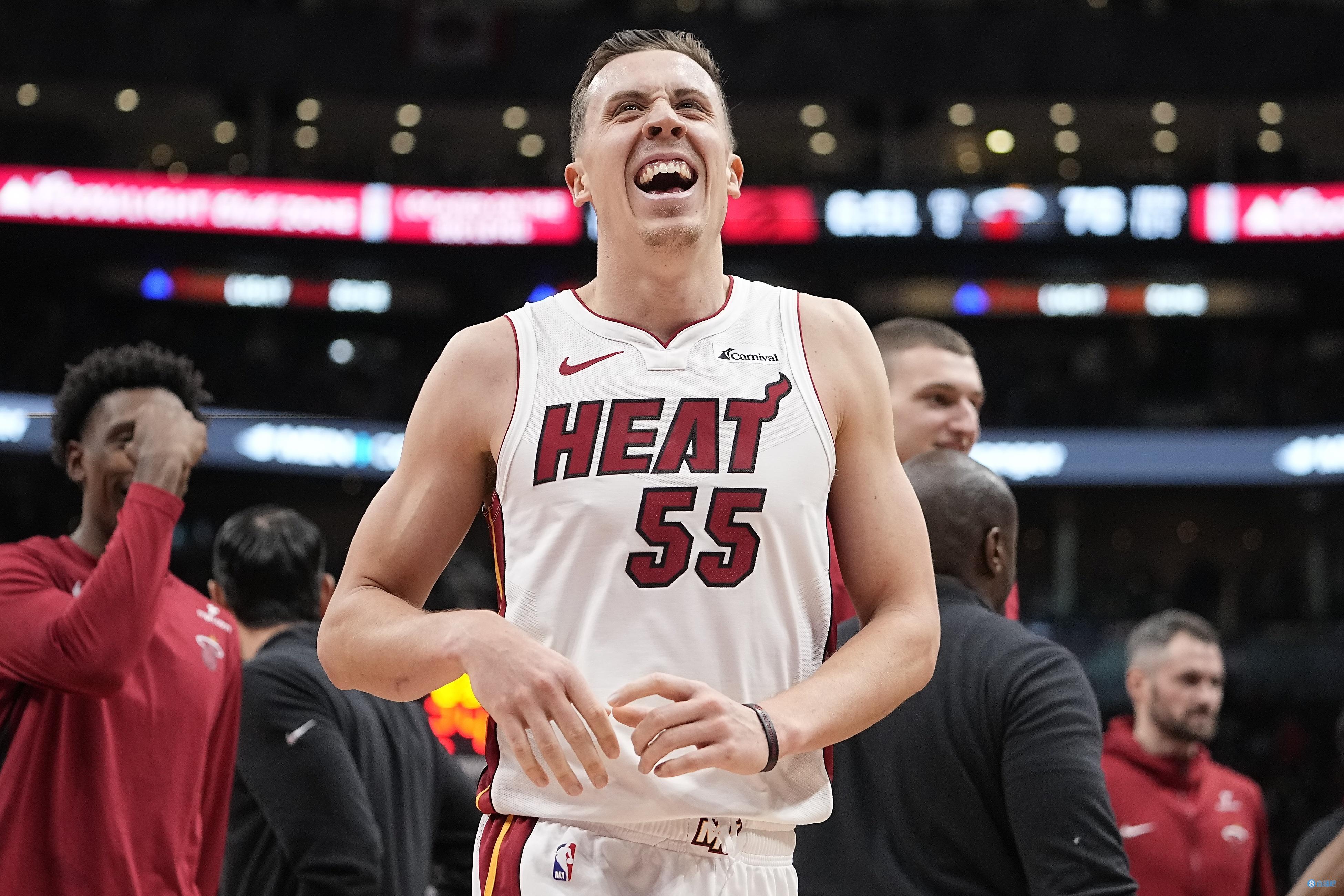 邓罗：我冲阿德巴约大喊大叫 他今天拯救了我们所有人