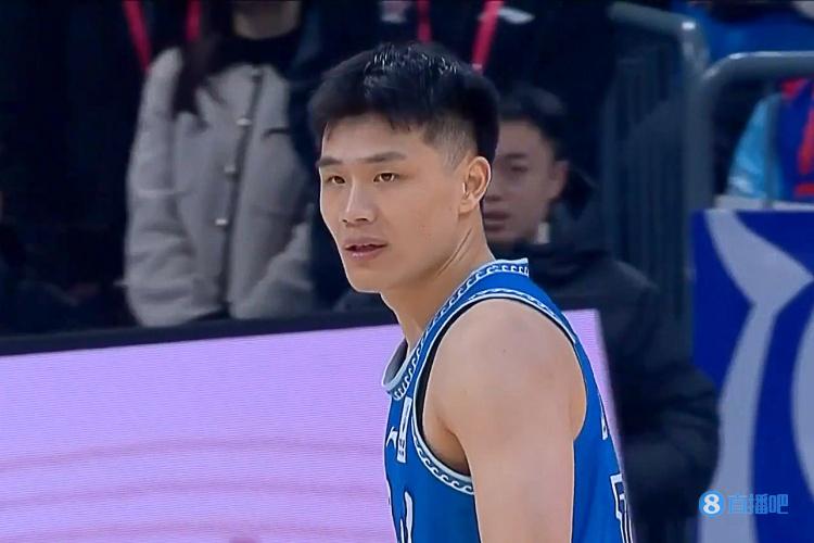 手感冰凉！榜眼秀方佳晨12投仅1中拿5分5板4助有3失误 三分6中0