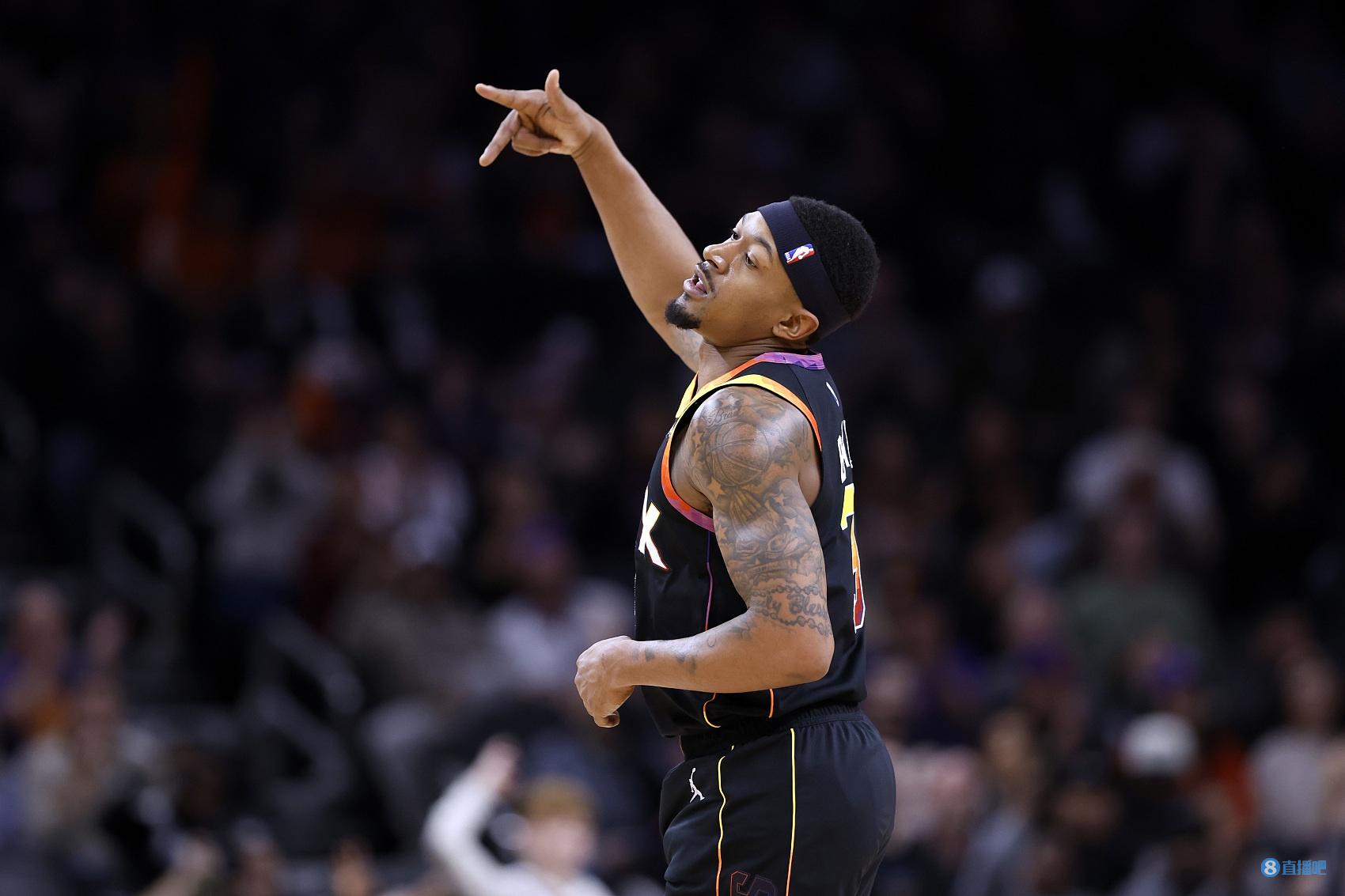 两双到手！比尔10中6拿到13分12助攻仅1失误 正负值+15