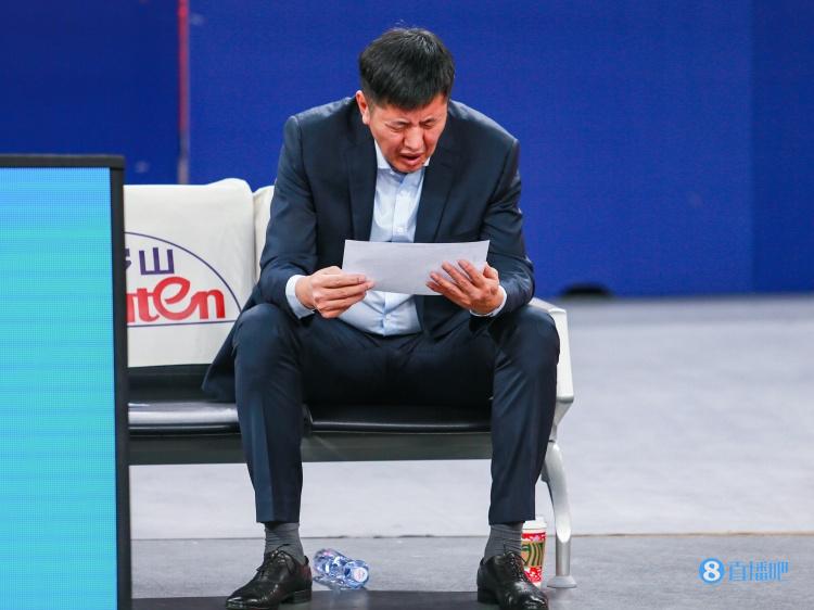 济南时报：提前6轮无缘季后赛 山东男篮接下来该怎么打？