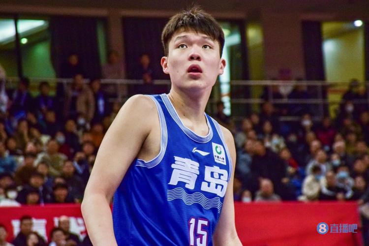 存在感不强！杨瀚森7中4 拿到10分7篮板3助攻1盖帽&正负值-10