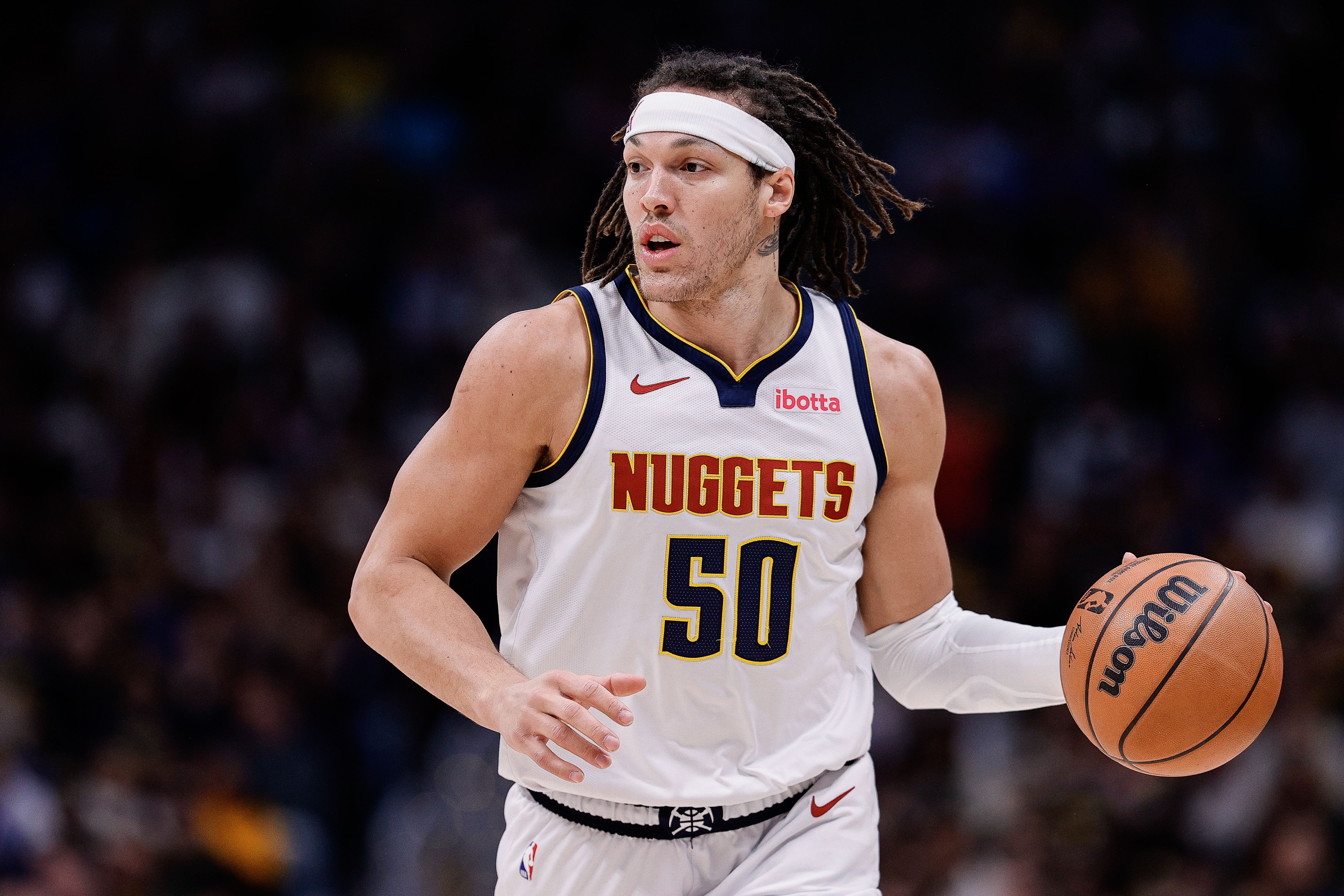 很高效！阿隆-戈登12中9&三分4中2 得到23分7板4助1断1帽