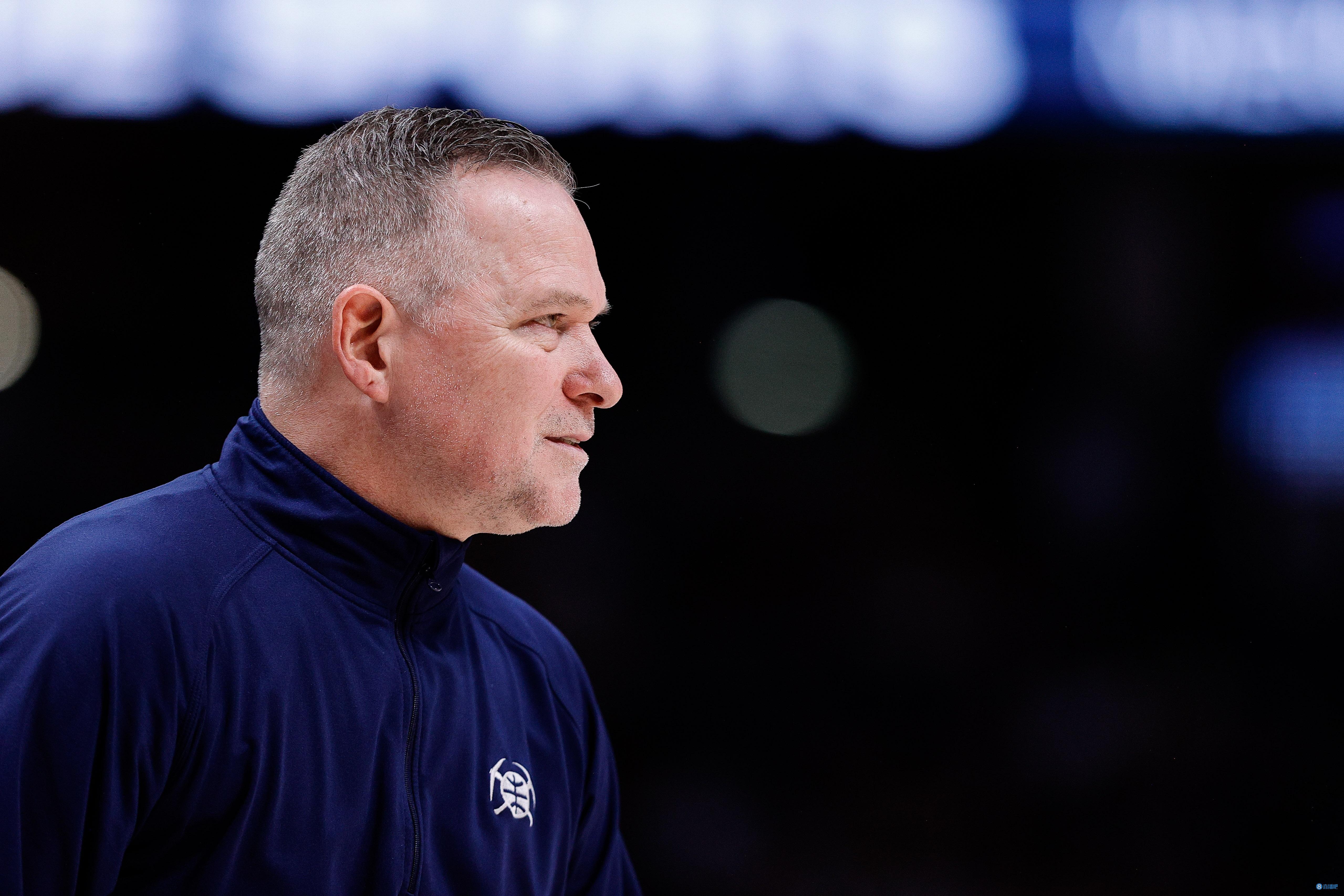 篮板被爆！马龙：记不清上次篮板落后对手22个是什么时候了