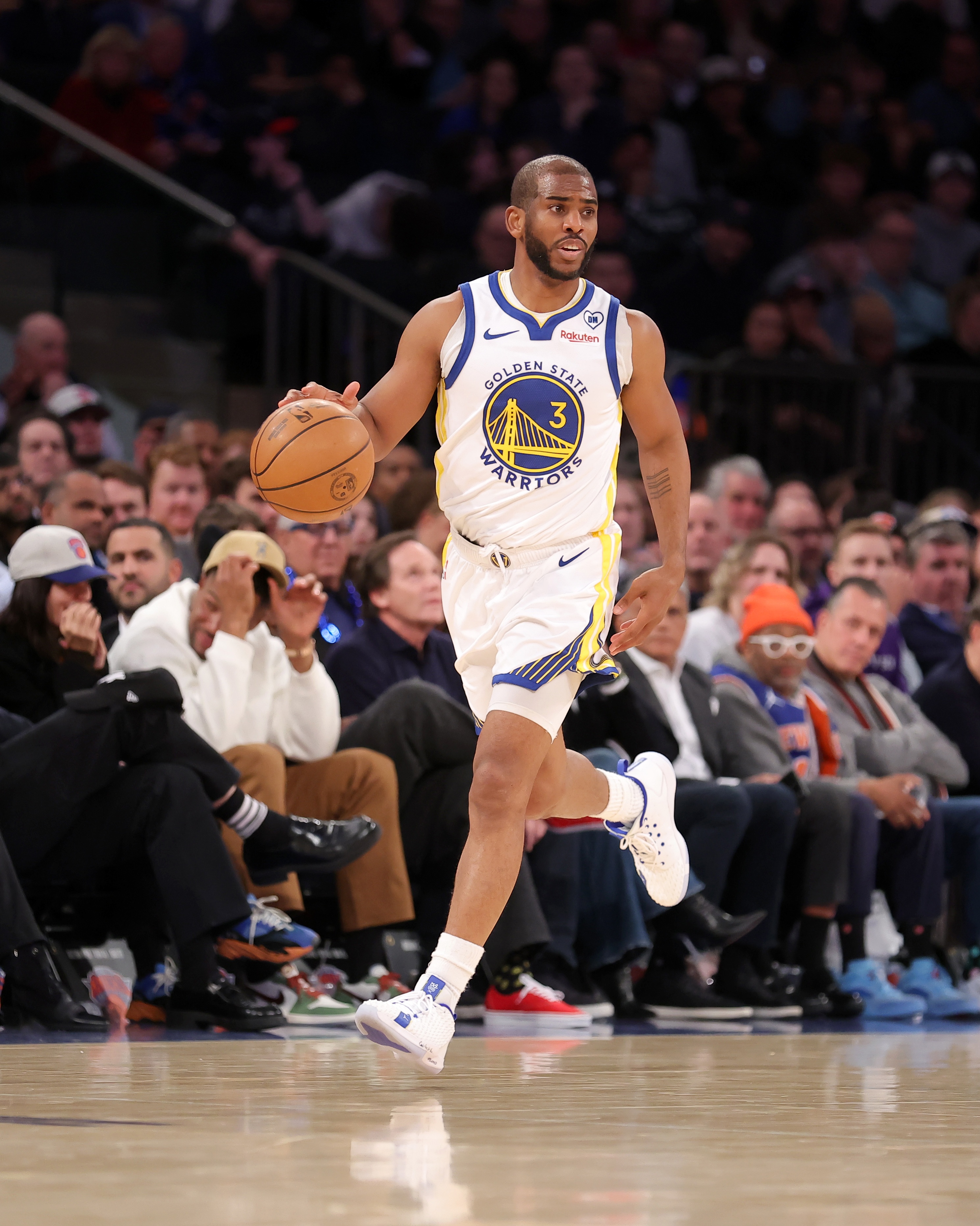 保罗生涯出场数达到1261场 超越安东尼独占历史第32位！