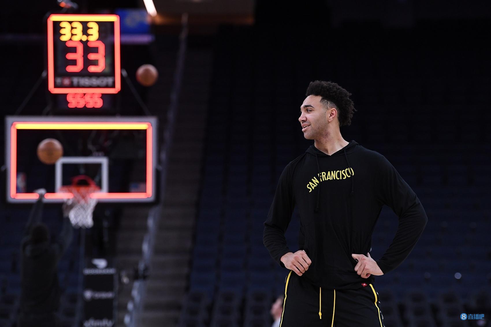 TJD替补25分钟9中9得19分9板3帽 波杰首发0分 亨德森两分球14中3