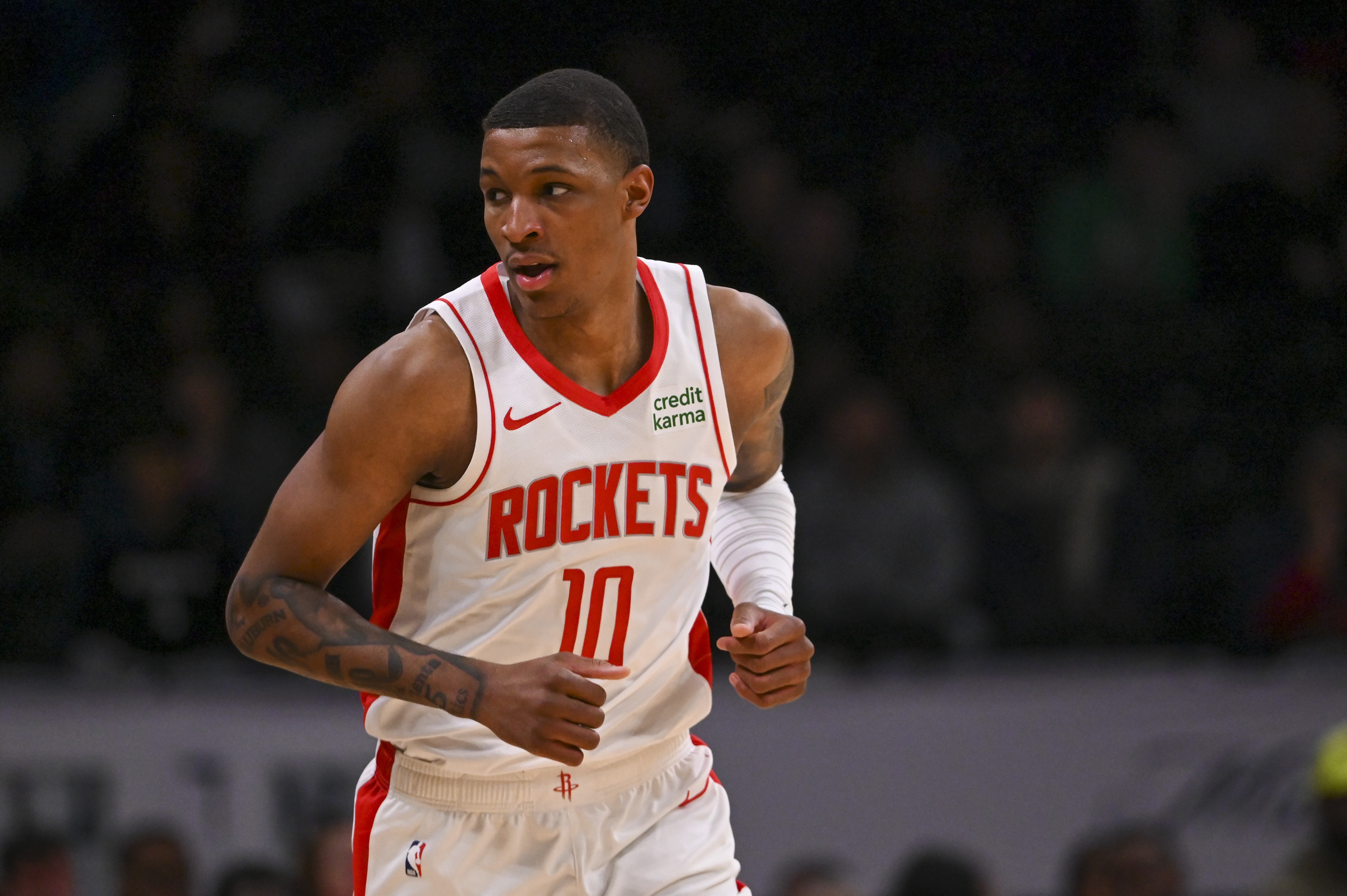 犯规打乱了节奏！小贾巴里-史密斯半场3犯 5中1仅得4分