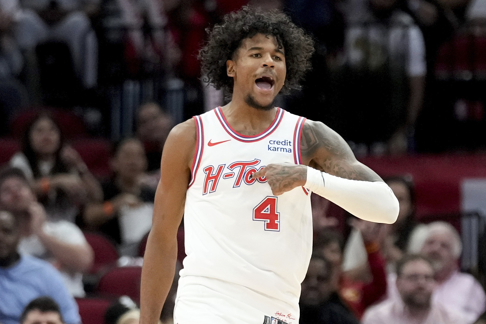 他就是答案？杰伦-格林爆砍41分&正负值+31 近五战场均34.4分