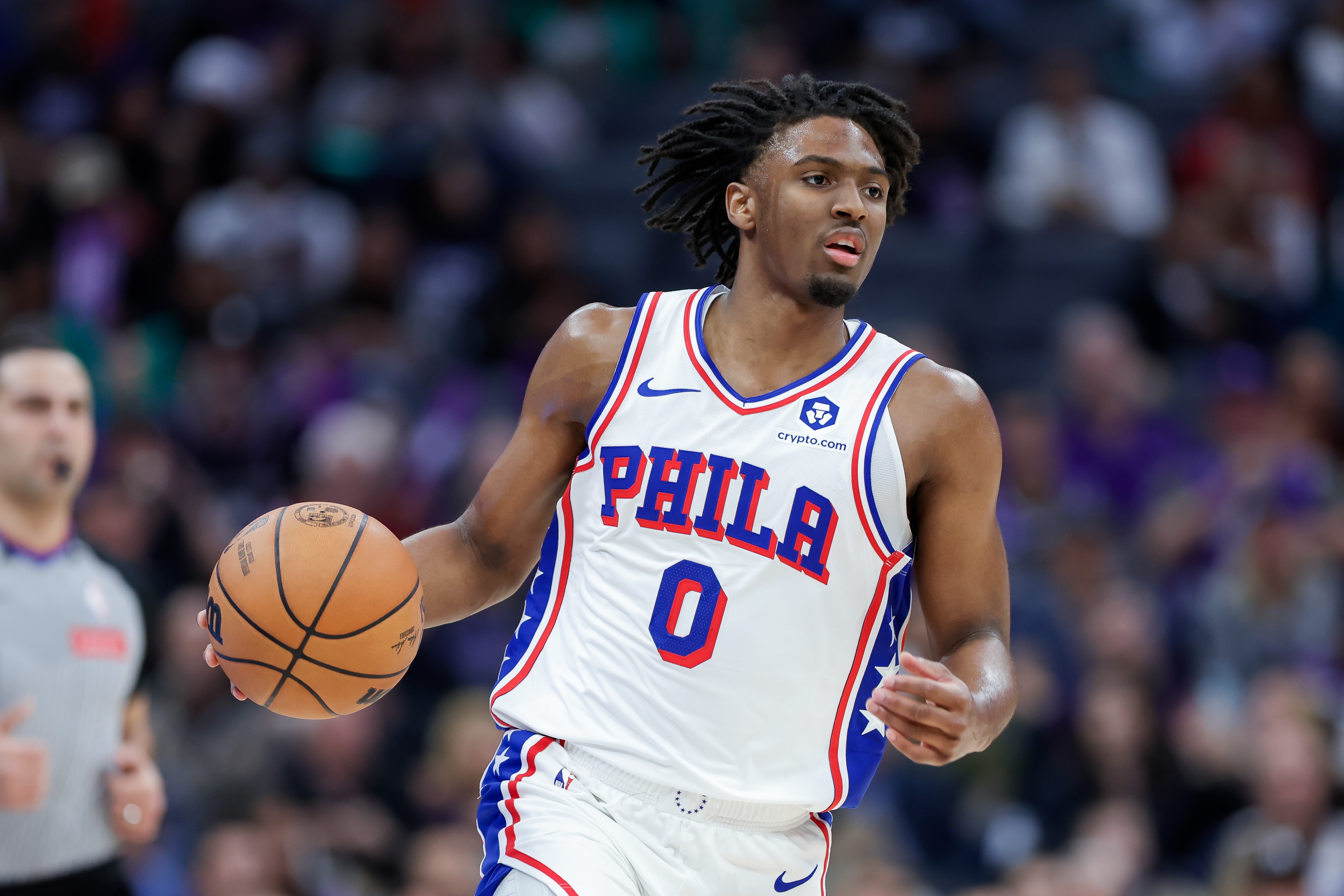 手感一般但全面！马克西半场11中4得到11分6板2助2帽